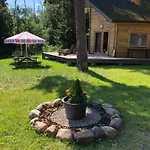 펜션 A House With A Sauna At Arturs Romeda